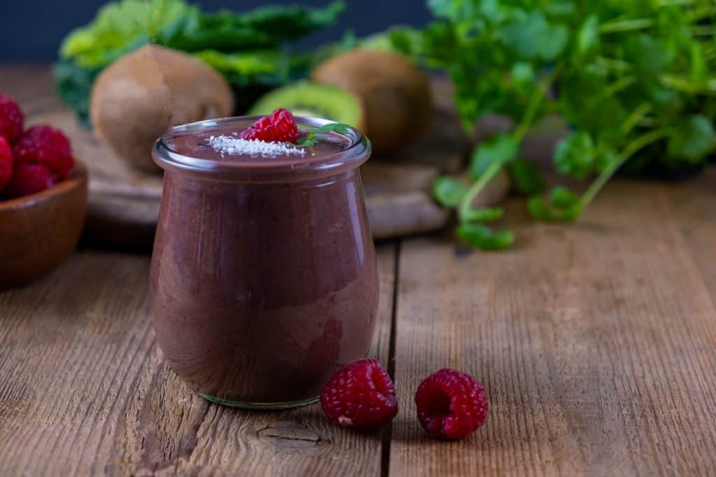 single raspberry kale smoothie 