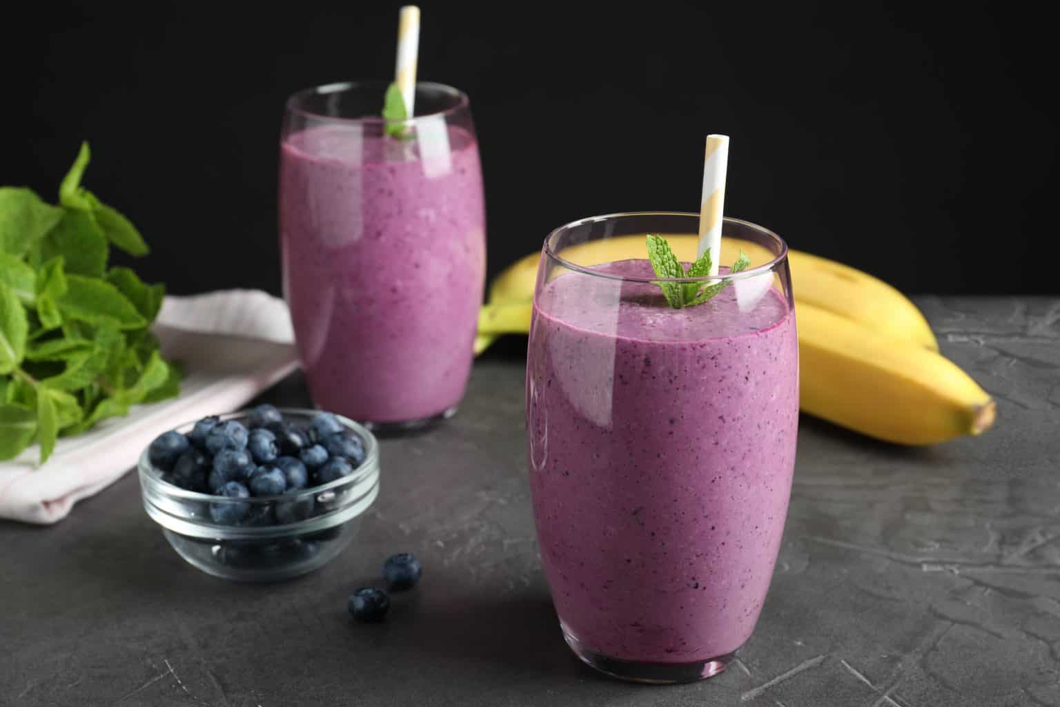 Easy Apple Smoothie for Weight Loss - I Live for Greens