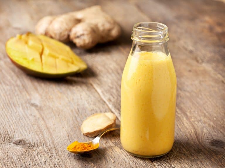 Easy Turmeric Smoothie for Weight Loss