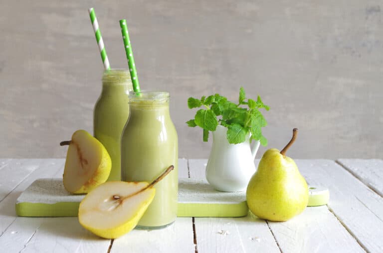 Easy Pear Smoothie for Weight Loss